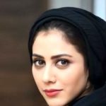 عکس جدید مونا فرجاد در کنار پدرش