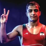 احمد جوان به مدال نقره کشتی آزاد قهرمانی جهان دست یافت