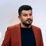 یک عکس دیدنی از اولین روز مدرسه پیمان طالبی مجری برنامه طبیب – سلام نو