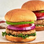 ساندویچ فیله مرغ و بادام هندی رژیمی؛ ویژه ورزشکاران ساندویچ فیله مرغ و بادام هندی رژیمی؛ ویژه ورزشکاران