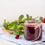 طرز تهیه رب زغال اخته ترش و ملس؛ بهترین جایگزین رب انار