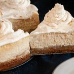 طرز تهیه چیزکیک زنجبیل و گلابی+ نکات