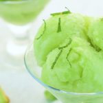 طرز تهیه سوربه خربزه؛ سالم و خوشمزه برای فصل گرما طرز تهیه سوربه خربزه؛ سالم و خوشمزه برای فصل گرما