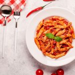 طرز تهیه پاستا عربیتا؛ پاستای تند عربی