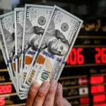 ادامه افزایش‌ شدید قیمت در بازار دلار + جدول قیمت ارز امروز 12 مهر 1404 – سلام نو