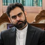 حمله عجیب ثابتی به حسن روحانی در صحن مجلس / جای واقعی روحانی در زندان است + فیلم