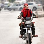 توضیحات پلیس راهور درمورد صدور گواهینامه موتورسیکلت برای زنان + فیلم