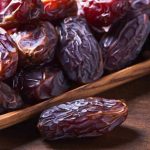 کالری 1 عدد خرما خشک چقدر است؟