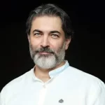 مجسمه عجیبی که پارسا پیروزفر ساخته است + عکس جدید – سلام نو