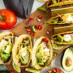 طرز تهیه تاکو به سبک مکزیکی؛ خوشمزه و خاص برای مهمانی‌ها