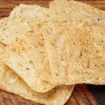 کالری نان خشک چقدر است؟