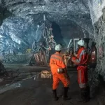 وعده وزیر کار برای افزایش دستمزد کارگران معدن عملی نشد/ امنیت برخی از معادن استان مطلوب نیست