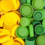 2 روش جالب نجات گیاهان با استفاده از درب بطری 2 روش جالب نجات گیاهان با استفاده از درب بطری