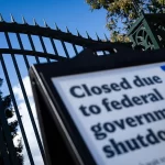 دستور یک دادگاه فدرال برای متوقف نشدن پرداخت کوپن