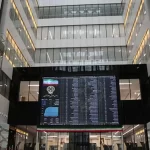 کاهش میانگین روزهای توقف نمادهای سهام در مهر امسال