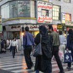 خانم کم‌حجاب ‌که در این ماه‌های اخیر زیاد در خیابان‌ها دیده می‌شد، امروز خیلی ‌کمتر بود – سلام نو