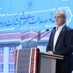 انسان‌هایی که با وجود نیاز مالی، به ساخت آینده فرزندان این سرزمین کمک می‌کنند، قهرمانان واقعی کشورند