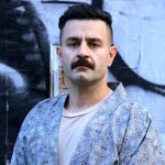 شاهین نجفی خود را چگونه میبیند / صحبتهای عجیب خواننده فراری از وطن شاهین نجفی خود را چگونه میبیند / صحبتهای عجیب خواننده فراری از وطن