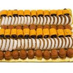 اصول پذیرایی با حلوا و خرما برای مجلس ترحیم؛ از انتخاب تا تزیین • مجله تصویر زندگی اصول پذیرایی با حلوا و خرما برای مجلس ترحیم؛ از انتخاب تا تزیین • مجله تصویر زندگی