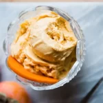 بستنی ایتالیایی با خرمالو و موز؛ ساده و سالم