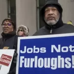 خسارت اقتصادی آمریکا به ۱۰ تا ۳۰ میلیارد دلار در هفته می‌رسد